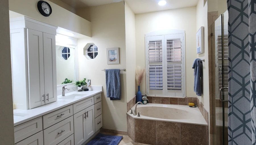 bathoom remodeling home rebuild